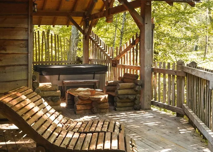 Hotel Perchees Dans Les Arbres *